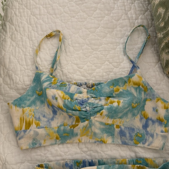 Blue and yellow set - Picture 3 of 5